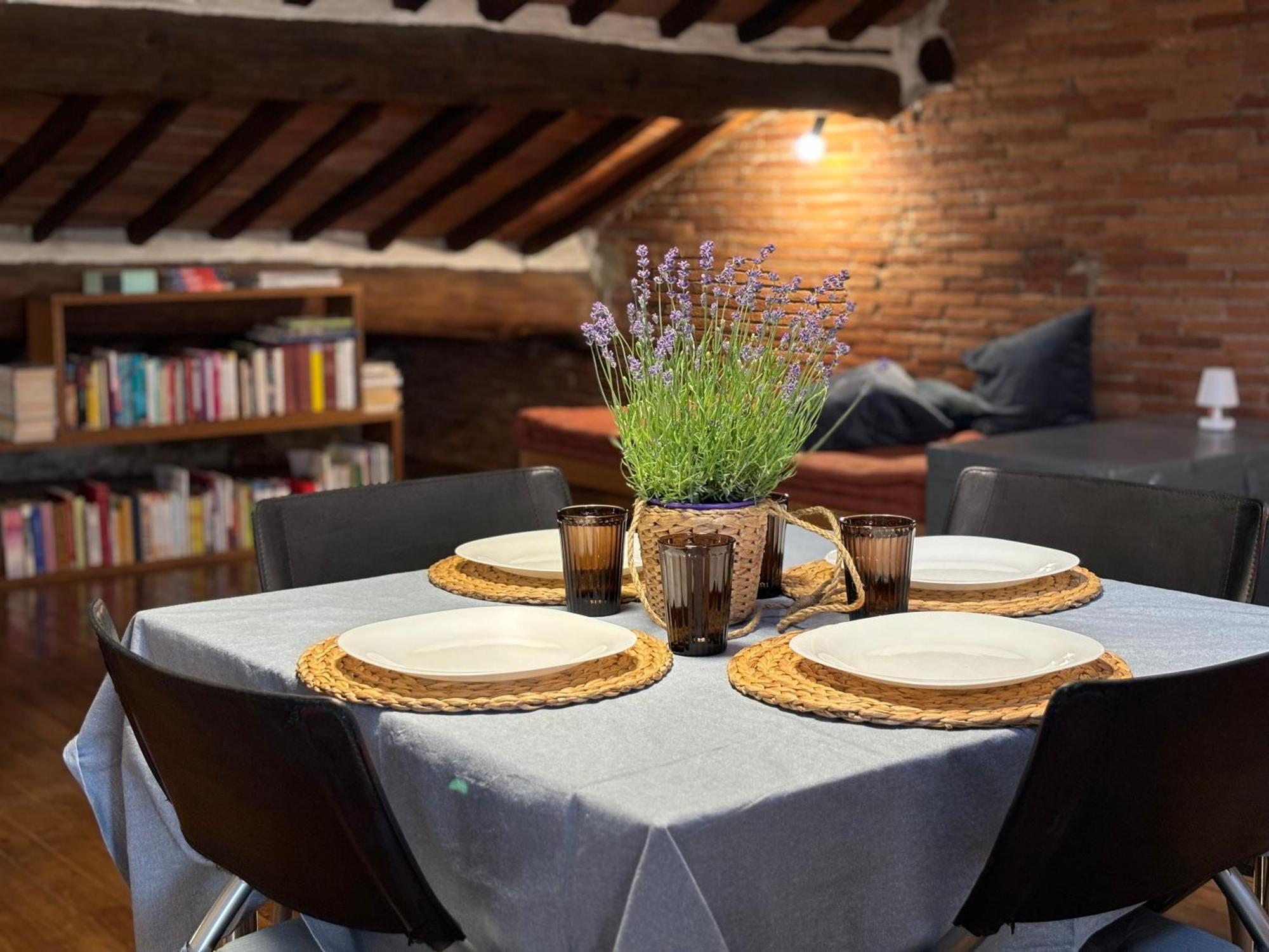 Lovely Apartment Lucca Exterior photo